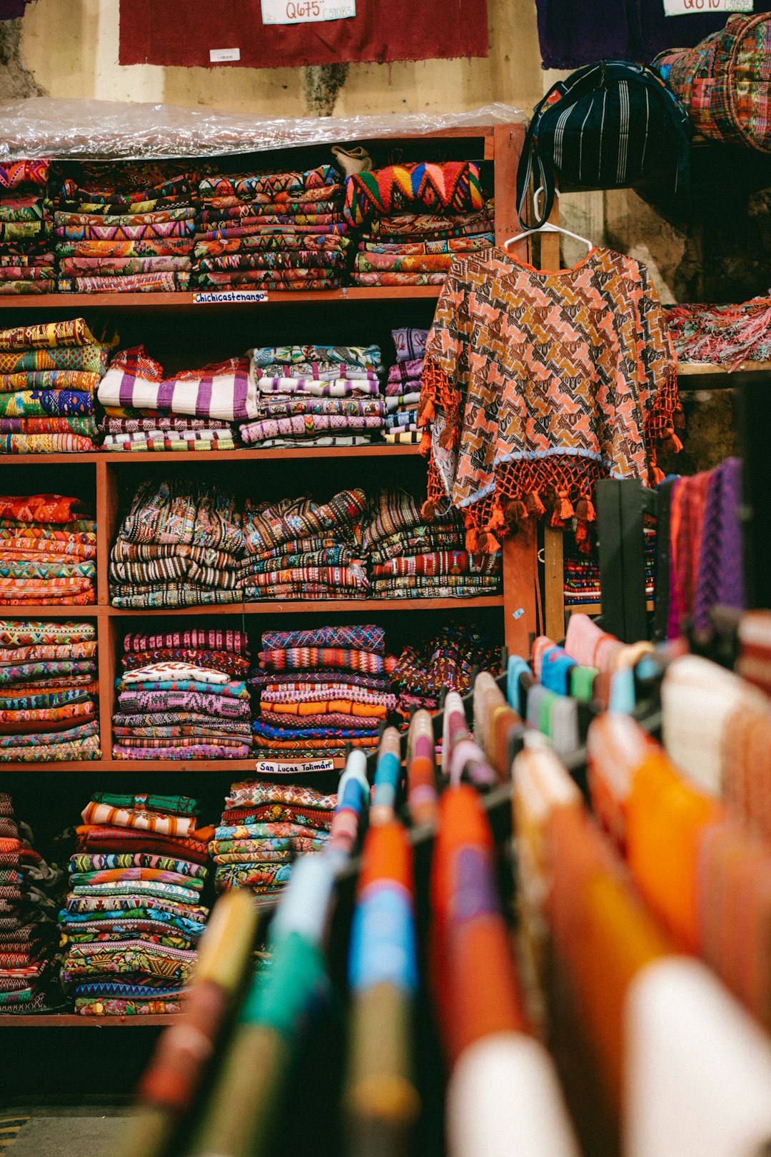 a-store-filled-with-lots-of-different-colored-crayons-yjcrk6iia24